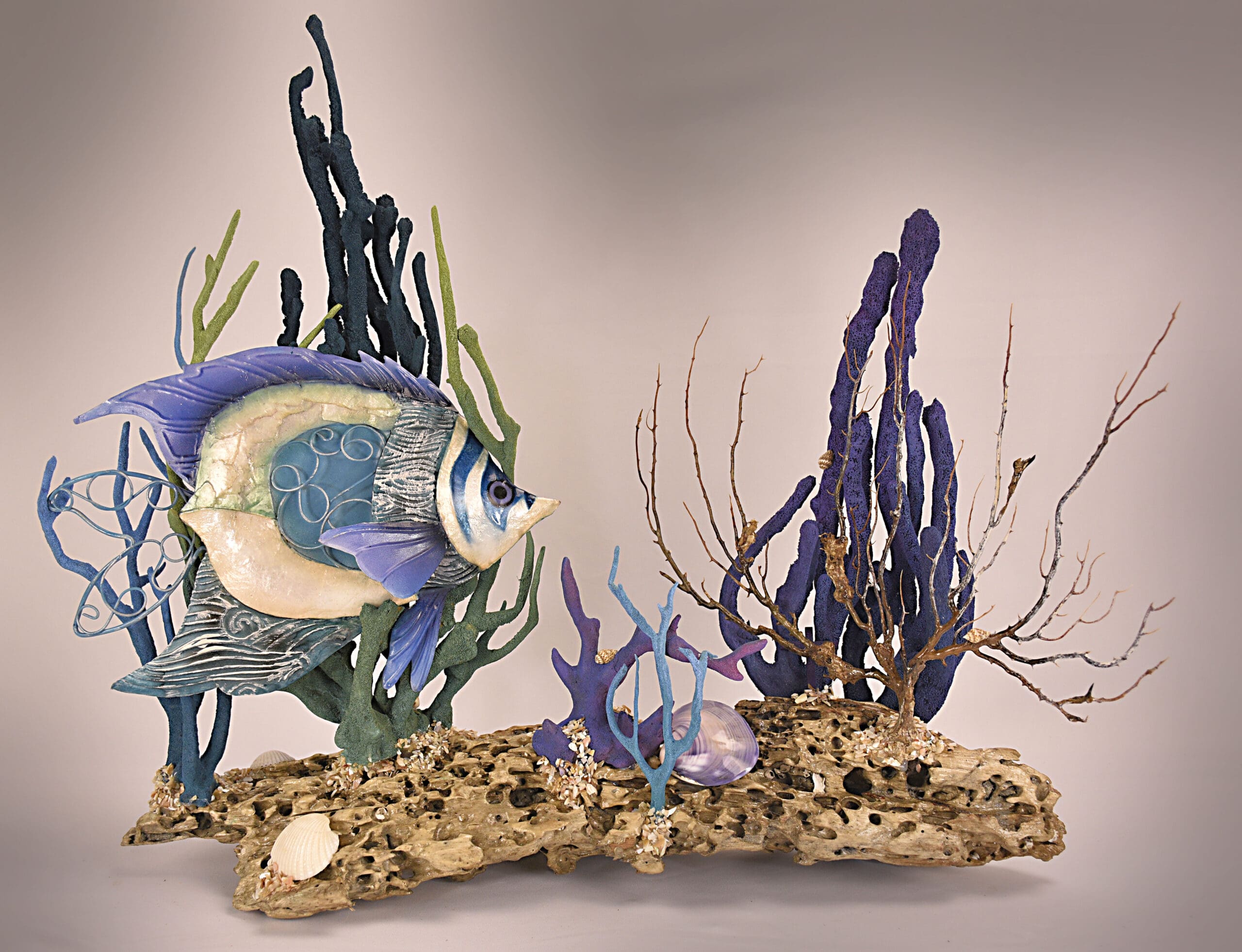 Fish blue capiz worm wood purp clam 18x16
